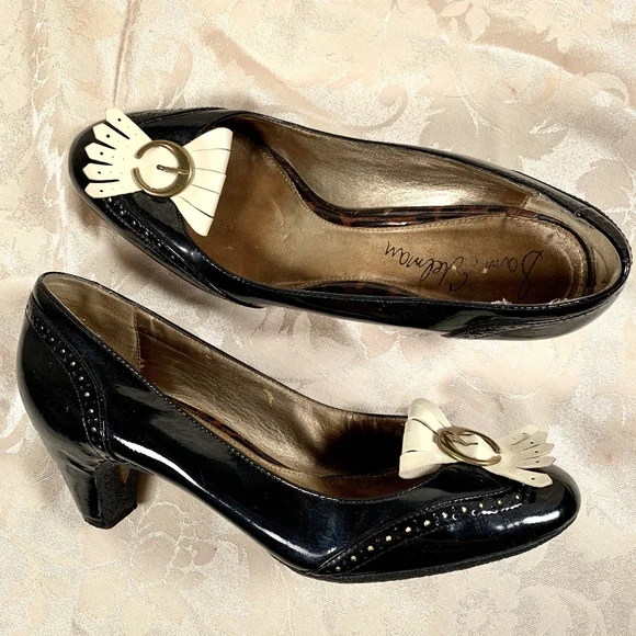 Sam Edelman Black Patent Leather Kitten Heels - Picture 3 of 3